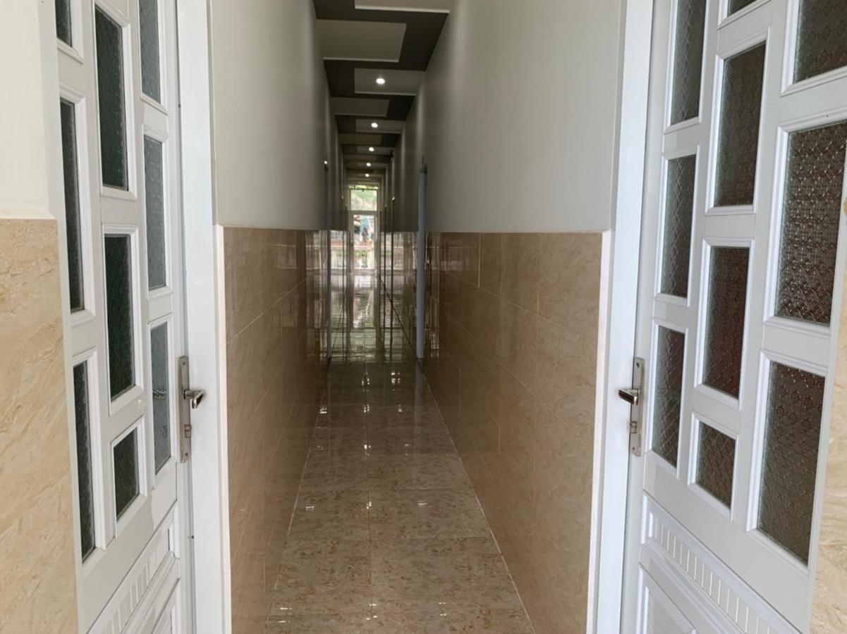 Bed and Breakfast Nha Nghi Ty Hoa Nam Du Exterior foto